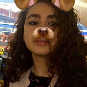 Meet your Posher, Hadeel